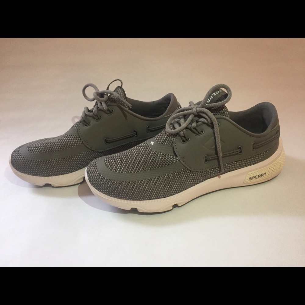 Speedy Boat Sneakers